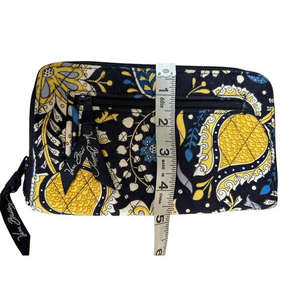 Vera Bradley Hipster Crossbody and Slim Wallet- Ellie the elephant - Picture 11 of 11